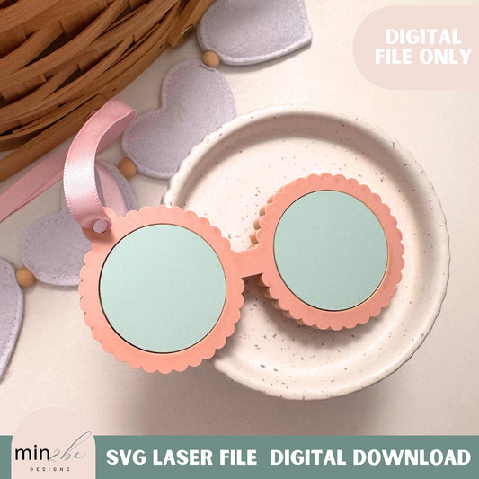 Valentines Scalloped Glasses Gift Tag SVG